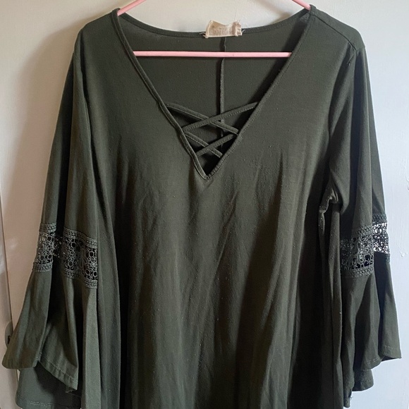 Just Found XL Olive Green Lace Sleeve Dress - Picture 1 of 3